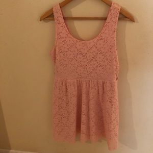 Short dress (light pink)